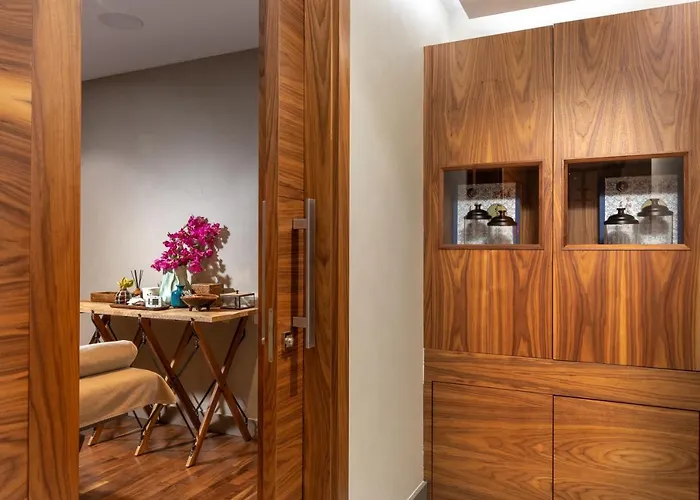 Hiddenbay Teos * ספריהיסאר