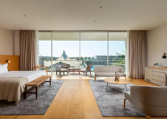 Hiddenbay Teos מלון ספריהיסאר