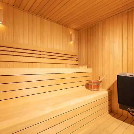 Hiddenbay Teos ホテル