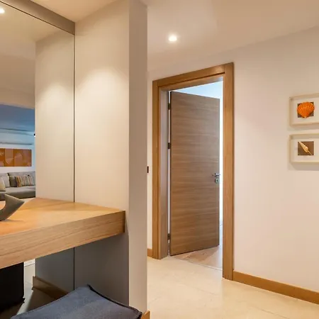 Hiddenbay Teos セェフェリヒサール