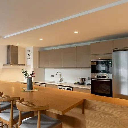 Hiddenbay Teos ホテル