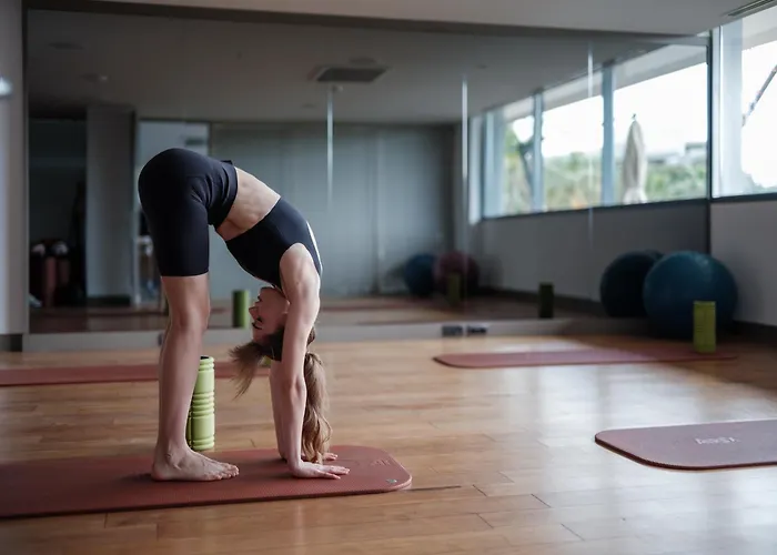 Hiddenbay Teos Szálloda *