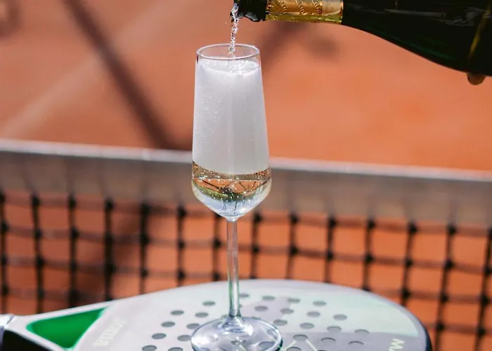 Hiddenbay Teos Szálloda